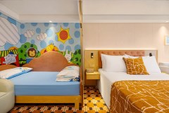 法式露台家庭房